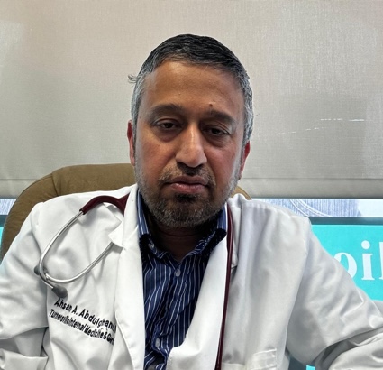 Doctor speaking with patient during treatment planning